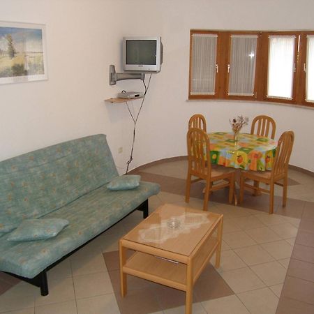 Lorena Apartments In Пула Экстерьер фото