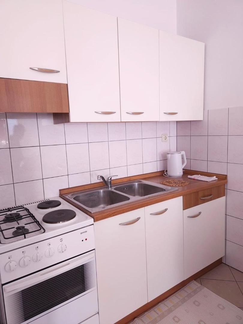 Lorena Apartments In Пула Экстерьер фото