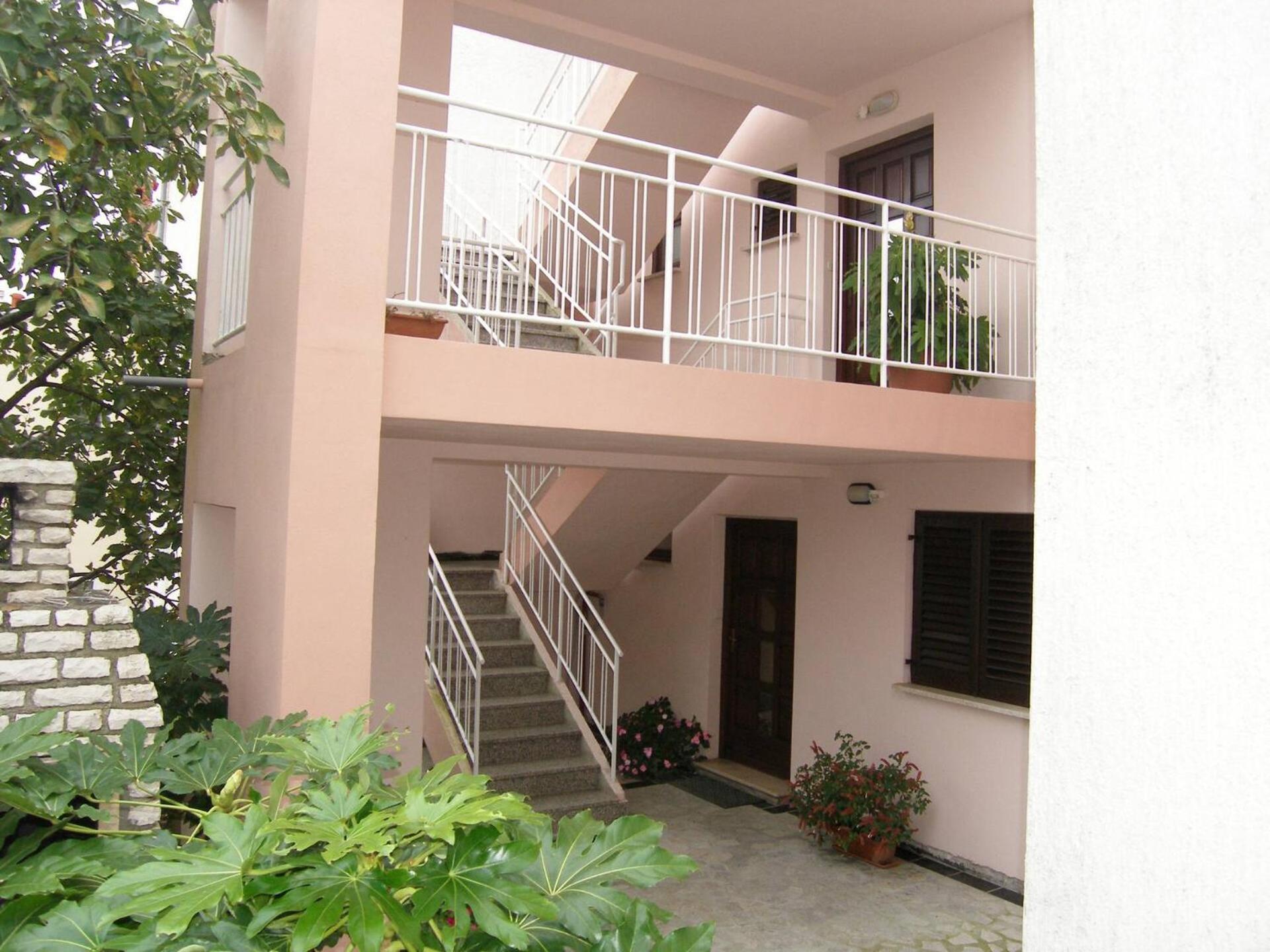 Lorena Apartments In Пула Экстерьер фото